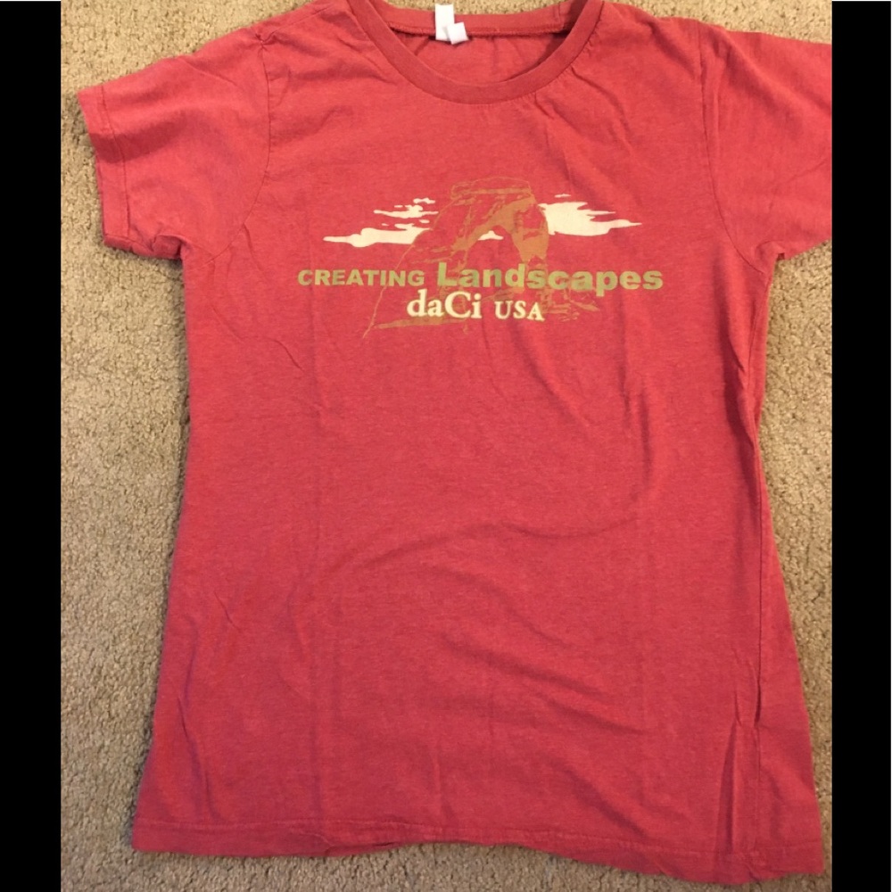Tee shirt
